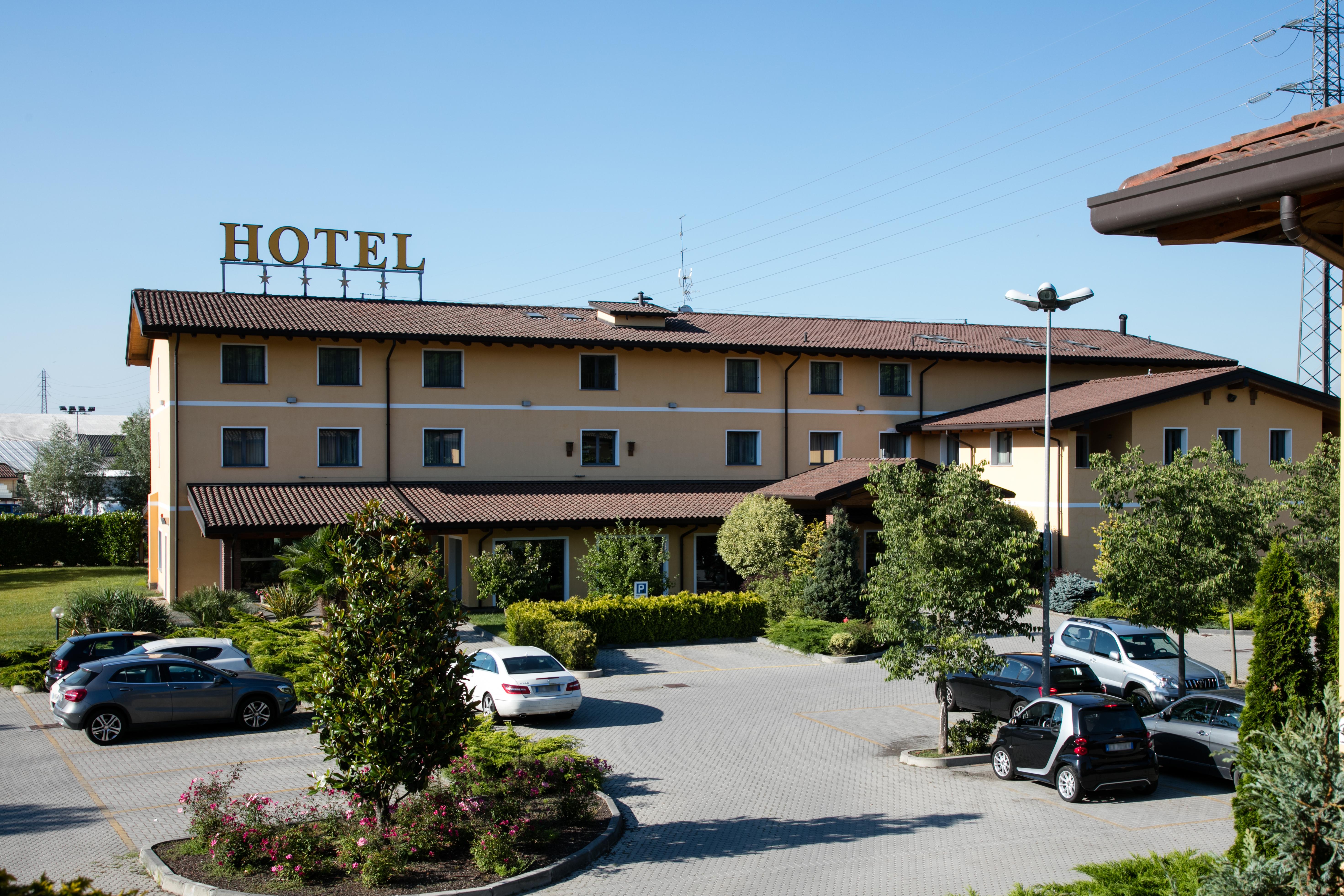 Hotel Del Parco ヴィジェーヴァノ エクステリア 写真