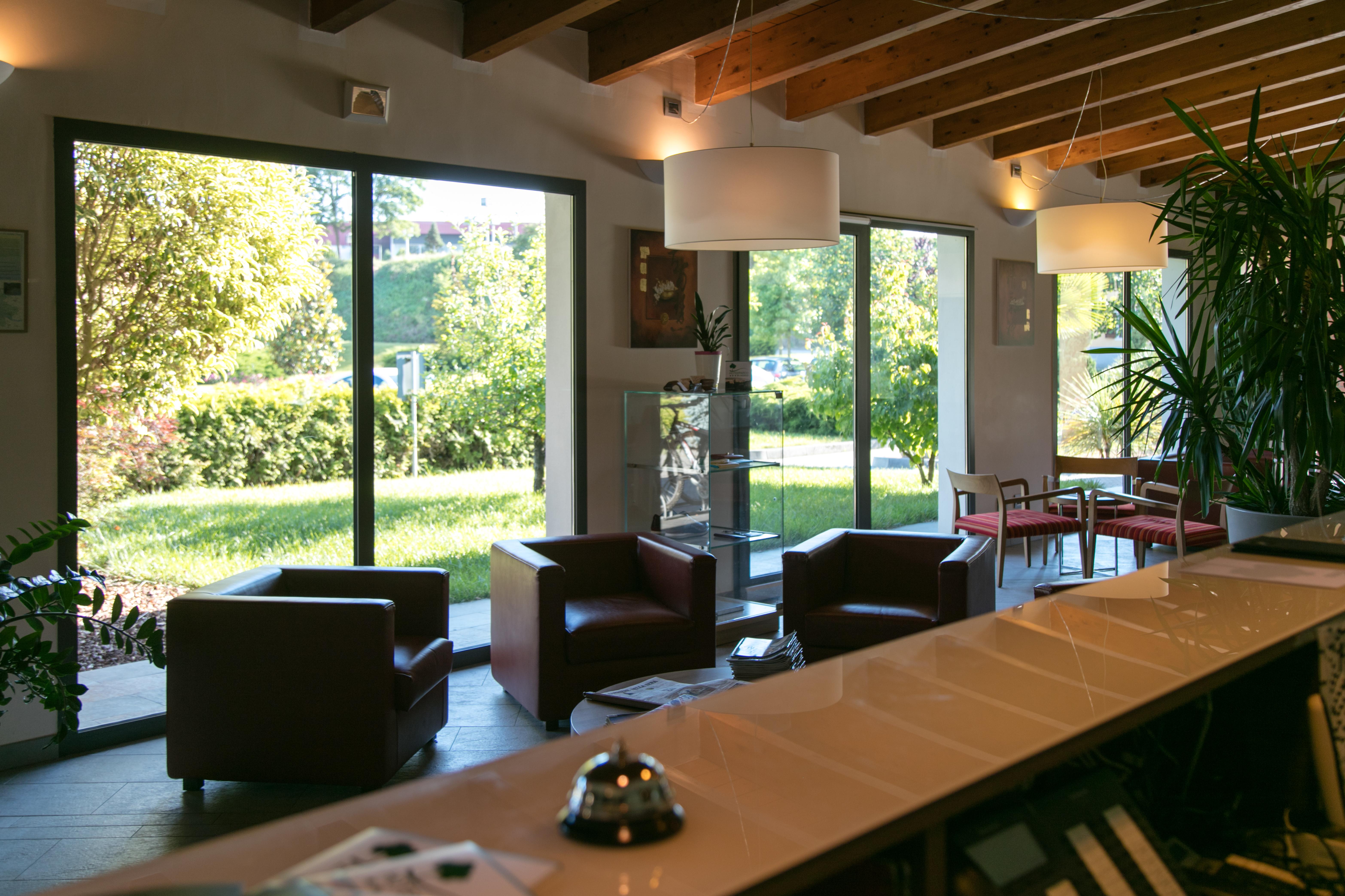 Hotel Del Parco ヴィジェーヴァノ エクステリア 写真